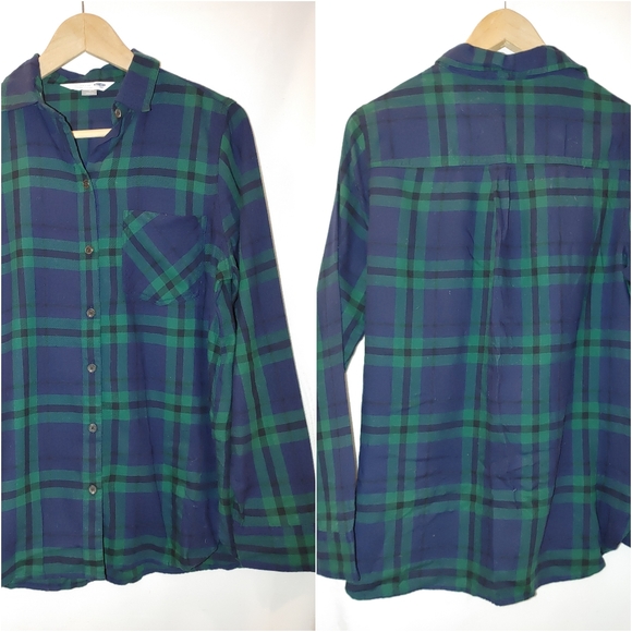 Old Navy Tops - Old Navy Plaid Classic Button front Blue Green M